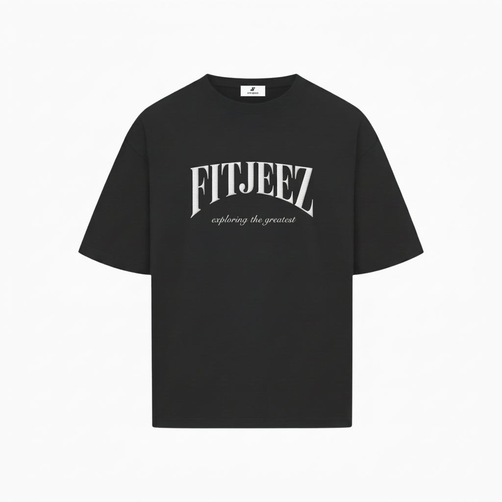 T-shirt FITJEEZ Exploring the Greatest Classique noir, vue de face sur fond blanc